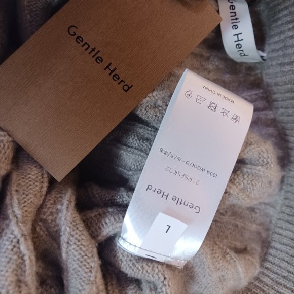 Long Rib Knit 100% Wool Skirt - Gentle Herd - Picture 5 of 7